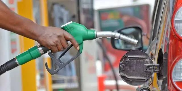 Dangote Crashes Down Fuel Price As Other Marketers Retain High Prices!